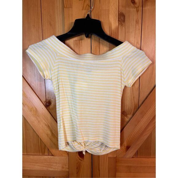 Me to we essentials PacSun short sleeve top yellow white striped size XS Nwt (39 - Picture 5 of 5
